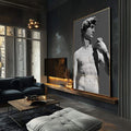 Quadro Decorativo: Toque Renascentista Único em Preto e Branco - quadros decorativos para sala 1 Tela Vertical, 3 Telas - em ambiente decorado
