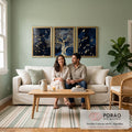 Árvore dourada com folhagem e pássaros dourados em voo sobre fundo azul marinho em 3 telas, quadro decorativo