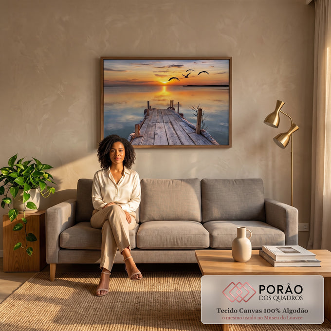 Quadro Decorativo: Inspirador Pôr do Sol no Cais em sala de estar moderna - quadros decorativos para sala