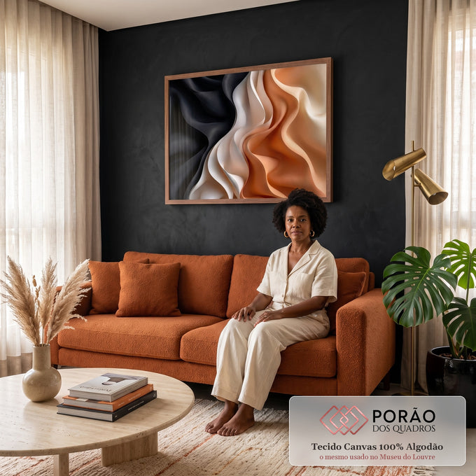 Quadro Decorativo Grande Tecido Ondulado para Sala Preto | quadros decorativos | dobras de tecido ondulado em preto, branco e laranja com reflexos de luz | em ambiente 2 | Porao dos Quadros