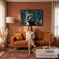 Busto grego olhando para cima em colagem digital azul-petróleo com círculos laranja, quadro decorativo