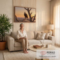 Quadro Decorativo Grande Águia Americana Natureza para Sala | quadros decorativos para sala de estar | águia de cabeça branca pousada em galho seco sob céu alaranjado de pôr do sol | em ambiente 3 | Porao dos Quadros