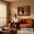 Cavalo negro correndo em floresta de outono com folhas laranja voando, quadro decorativo