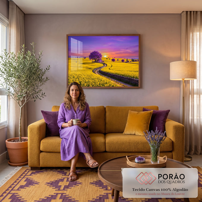 Quadro Decorativo Grande Campo com Árvore para Sala Amarelo | quadros decorativos para sala de estar | campo amarelo de flores com árvore roxa e céu de pôr do sol vibrante | em ambiente 3 | Porao dos Quadros