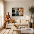 Quadro Decorativo Grande Casal Art Deco para Sala Cinza | quadros decorativos para sala de estar | casal estilizado art déco com coração vermelho pintado no peito do homem | em ambiente 3 | Porao dos Quadros