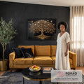 Quadro Decorativo Grande Árvore Dourada para Sala Preto | quadros decorativos para sala de estar | árvore dourada com pombas brancas voando sobre fundo preto | em ambiente 3 | Porao dos Quadros