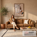 Quadro Decorativo Grande Mulher com Raquete para Sala Bege | quadros decorativos para sala de estar | mulher de vestido branco caminha em quadra de tênis bege com raquete e bolsa | em ambiente 3 | Porao dos Quadros