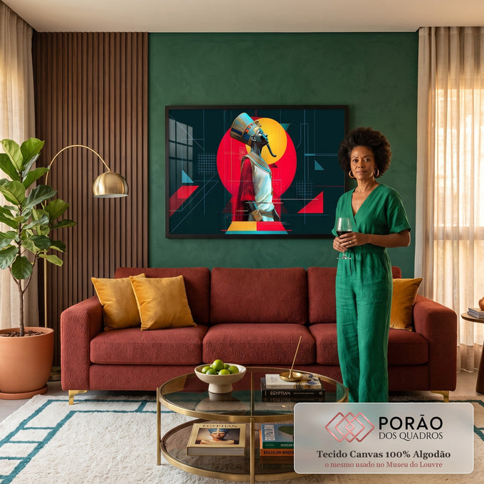 Quadro Decorativo Grande Faraó Egípcio para Sala Verde | quadros decorativos para sala de estar | faraó egípcio de perfil com coroa azul e dourada sobre fundo geométrico colorido | em ambiente 3 | Porao dos Quadros