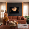 Quadro Decorativo Grande Flor de Luz Dourada para Sala Preto | quadros decorativos para sala de estar | flor abstrata feita de linhas de luz dourada e laranja sobre fundo preto | em ambiente 3 | Porao dos Quadros