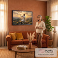 Jesus de túnica branca ajoelhado orando na rocha, céu dourado ao pôr do sol, quadro decorativo