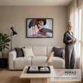 Quadro Decorativo Grande Mulher com Aves para Sala Preto | quadros decorativos para sala de estar | mulher em preto e branco com aves de bicos e patas vermelhas sobre o rosto e ombro | em ambiente 3 | Porao dos Quadros