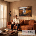 Cavalo branco trotando em trilha de campo dourado ao pôr do sol, fotografia artística, quadro decorativo
