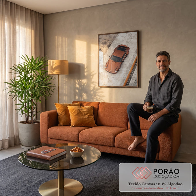 Porsche 911 clássico cor cobre fotografado de cima sobre piso de concreto cinza, quadro decorativo