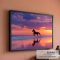 Quadro Decorativo Grande Cavalo Galopando Roxo para Sala | quadros decorativos para sala de estar | cavalo galopando na praia com reflexo na água sob céu roxo e laranja de pôr do sol | em ambiente 3 | Porao dos Quadros