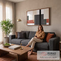 Abstrato geométrico com blocos cinza, terracota e verde musgo cortados por faixa preta, quadro decorativo
