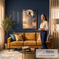 Quadro Decorativo Grande Figura Sagrada para Sala Dourado | quadros decorativos para sala de estar | homem de manto bege diante de lua gigante entre nuvens douradas e céu estrelado | em ambiente 3 | Porao dos Quadros