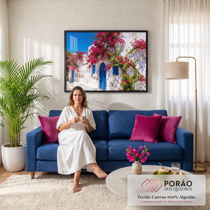 Quadro Decorativo Grande Casa Branca para Sala Branco | quadros decorativos para sala de estar | casa branca mediterrânea com porta azul e flores rosa de buganvília sob céu azul | em ambiente 3 | Porao dos Quadros