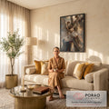 Quadro Decorativo Grande Cristo Crucificado para Sala Branco | quadros decorativos para sala de estar | Cristo crucificado com coroa de espinhos amparado por dois anjos e mulher orando | em ambiente 3 | Porao dos Quadros