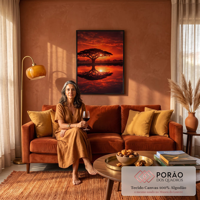 Quadro Decorativo Grande Árvore Acácia para Sala Vermelho | quadros decorativos para sala de estar | acácia em silhueta refletida na água sob céu vermelho de pôr do sol africano | em ambiente 3 | Porao dos Quadros