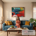 Quadro Decorativo Abstrato com Pincelada Azul Marinho | quadros decorativos para sala de estar | pincelada abstrata azul-marinho ondulada sobre fundo vermelho, verde e amarelo | em ambiente 3 | Porao dos Quadros