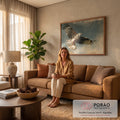 Quadro Decorativo Ave de Rapina em Voo com Asas Abertas | quadros decorativos para sala de estar | ave de rapina em voo com asas abertas, peito branco e manchas marrom-avermelhadas | em ambiente 3 | Porao dos Quadros
