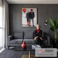 Casal surreal de moda com balão vermelho e chapéu vermelho em deserto de sal, quadro decorativo