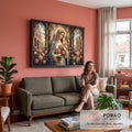 Nossa Senhora em mosaico segurando rosas cor-de-rosa, querubins e catedral gótica ao fundo, quadro decorativo