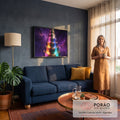 Quadro Decorativo Grande Pirâmide Futurista para Sala Roxo | quadros decorativos para sala de estar | pirâmide de mármore com painéis de vidro neon colorido sobre nebulosa roxa estrelada | em ambiente 3 | Porao dos Quadros