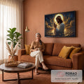 Jesus de manto branco orando de mãos unidas no mar, halo dourado e céu estrelado, quadro decorativo