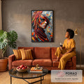 Rosto de mulher com pintura facial colorida, penas e lenço vermelho em fundo texturizado, quadro decorativo