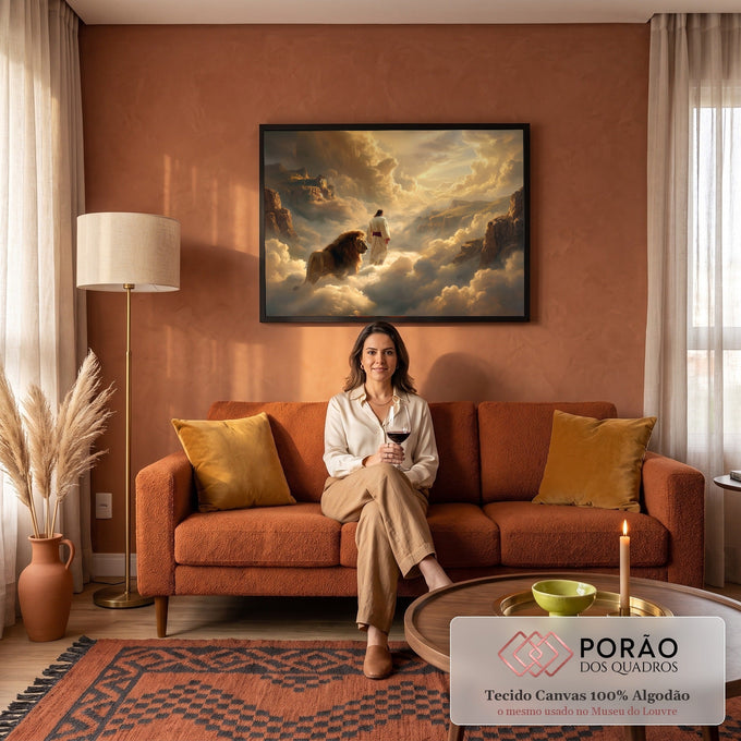 Quadro Decorativo Grande Homem de Manto Dourado para Sala | quadros decorativos para sala de estar | figura de manto branco caminhando com leão sobre nuvens douradas e montanhas ao fundo | em ambiente 3 | Porao dos Quadros