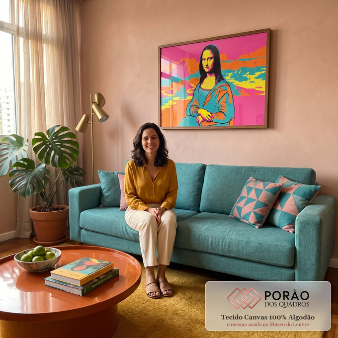 Mona Lisa em pop art com cores neon rosa, laranja, turquesa e amarelo sobre paisagem, quadro decorativo