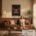 Quadro Decorativo Grande Última Ceia Marrom para Sala | quadros decorativos para sala de estar | Jesus partindo o pão diante de doze apóstolos em sala de pedra iluminada por velas | em ambiente 3 | Porao dos Quadros