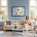 Oxalá de manto branco e colares de contas, mãos abertas entre nuvens e pombas brancas, quadro decorativo