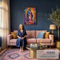 Quadro Decorativo Grande Nossa Azul para Sala | quadros decorativos para sala de estar | Nossa Senhora de Guadalupe em estilo geométrico com manto azul estrelado e raios dourados | em ambiente 3 | Porao dos Quadros