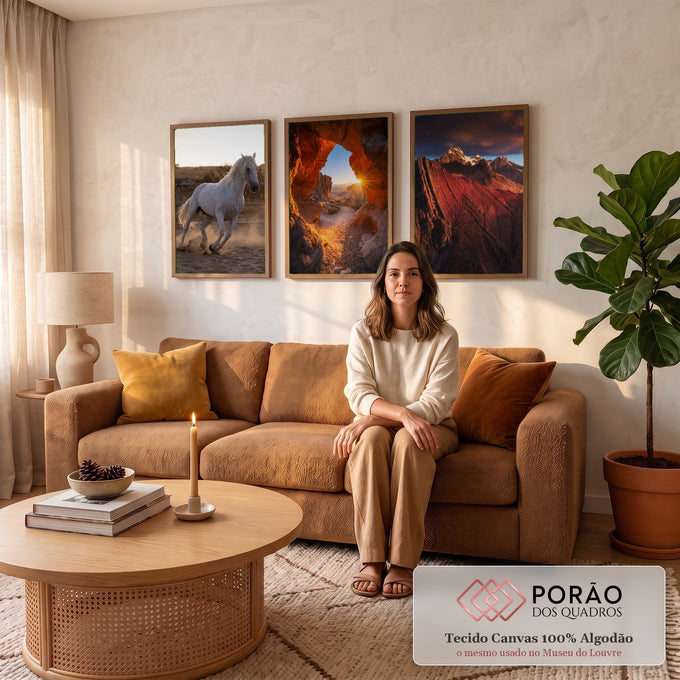 Quadro Decorativo Kit 3 Telas Cavalo Branco para Sala | quadros decorativos para sala de estar | cavalo branco correndo, arco de pedra com sol e montanha vermelha nevada | em ambiente 3 | Porao dos Quadros