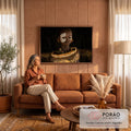 Quadro Decorativo Grande Criança Africana para Sala Marrom | quadros decorativos para sala de estar | criança africana com pintura facial branca e colar de conchas sobre fundo escuro | em ambiente 3 | Porao dos Quadros