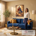 Quadro Decorativo Grande Jesus e Nossa Senhora para Sala | quadros decorativos para sala de estar | Jesus e Nossa Senhora flutuando entre nuvens douradas com raios de luz | em ambiente 3 | Porao dos Quadros