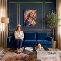 Quadro Decorativo Grande Nossa Senhora Manto para Sala Azul | quadros decorativos para sala de estar | mulher com véu azul e halo dourado em fundo abstrato colorido | em ambiente 3 | Porao dos Quadros