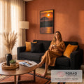 Quadro Decorativo Grande Pôr do Sol na Savana para Sala | quadros decorativos para sala de estar | árvore solitária em silhueta sob pôr do sol dourado refletido em lago | em ambiente 3 | Porao dos Quadros