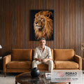 Quadro Decorativo Grande Leão Retrato Juba para Sala Dourado | quadros decorativos para sala de estar | leão com juba dourada volumosa e olhos âmbar sobre fundo preto | em ambiente 3 | Porao dos Quadros