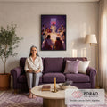 Quadro Decorativo Grande Última Ceia de Jesus para Sala Roxo | quadros decorativos para sala de estar | Última Ceia com Jesus e doze apóstolos à mesa iluminada por velas em tons roxos | em ambiente 3 | Porao dos Quadros