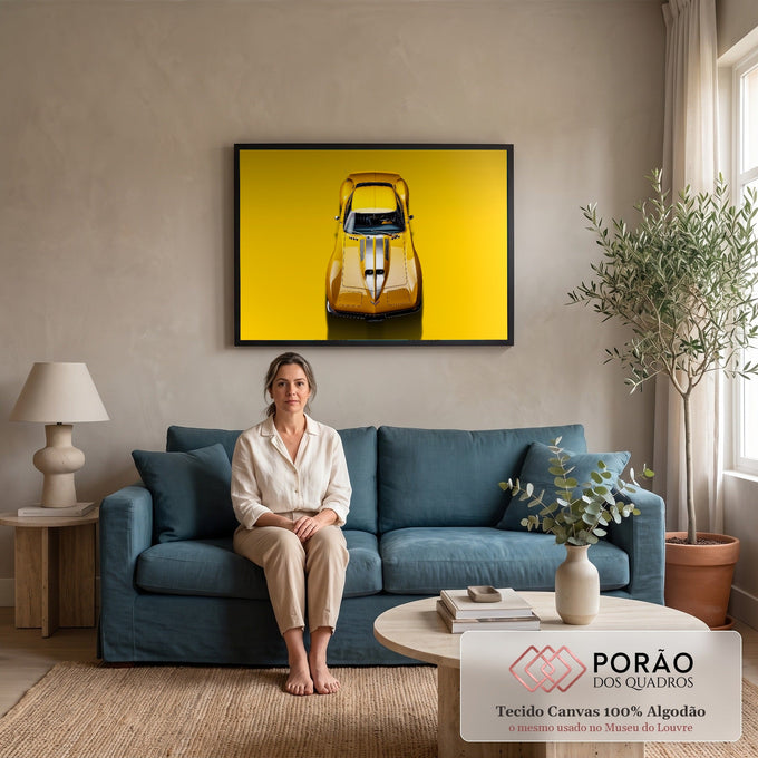 Quadro Decorativo Grande Carro Esportivo para Sala Amarelo | quadros decorativos para sala de estar | carro esportivo amarelo fotografado de cima com faixa prateada no capô | em ambiente 3 | Porao dos Quadros