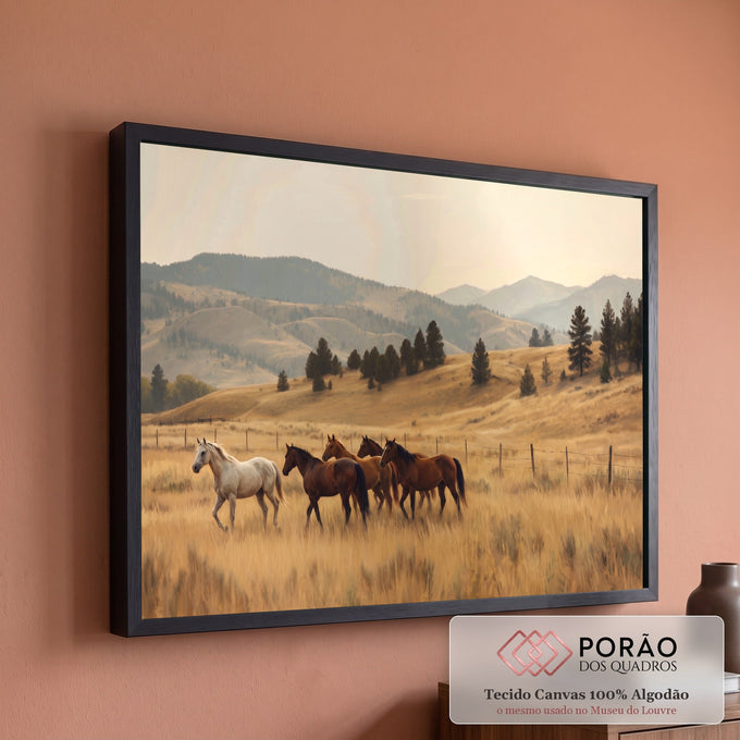 Quadro Decorativo Grande Cavalos em Campo para Sala Dourado | quadros decorativos para sala de estar | cavalos caminhando em campo dourado com montanhas e pinheiros ao fundo | em ambiente 3 | Porao dos Quadros
