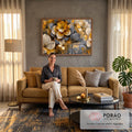 Quadro Decorativo Flores em Dourado e Cinza com Textura | quadros decorativos para sala de estar | flores estilizadas em dourado, cinza e bege sobre fundo texturizado com respingos | em Quadros para Quarto | Porao dos Quadros