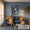 Lua cheia dourada entre galhos de tronco seco retorcido contra céu azul do crepúsculo, quadro decorativo