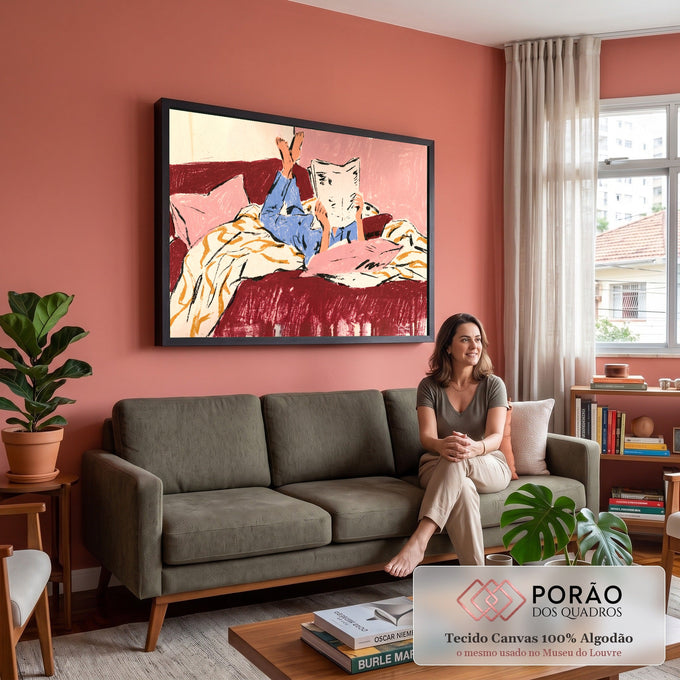Quadro Decorativo Grande Pessoa Lendo Vermelho para Quarto | quadros decorativos para sala de estar | pessoa de pijama azul deitada na cama lendo jornal, pés para cima | em ambiente 3 | Porao dos Quadros