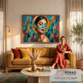 Mulher de olhos fechados com faixa colorida no rosto, auréola dourada e fundo azul texturizado, quadro decorativo