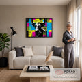 Cabeça do Touro de Wall Street preto com retícula sobre fundo pop art amarelo, magenta e ciano, quadro decorativo