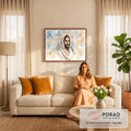 Jesus Cristo de manto branco e halo dourado pintado em aquarela com fundo bege e azul, quadro decorativo